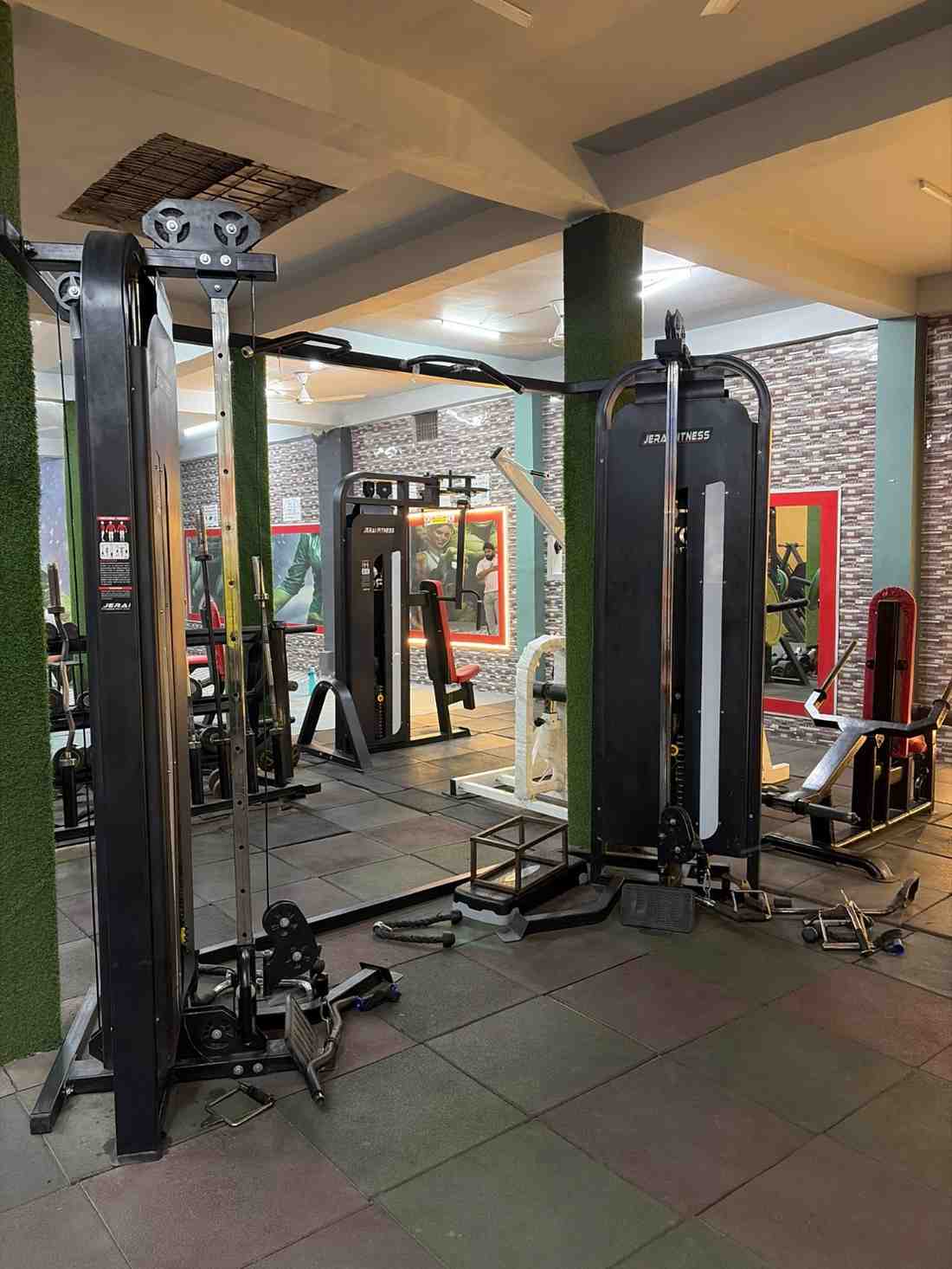 Royal fitness's — photo 3