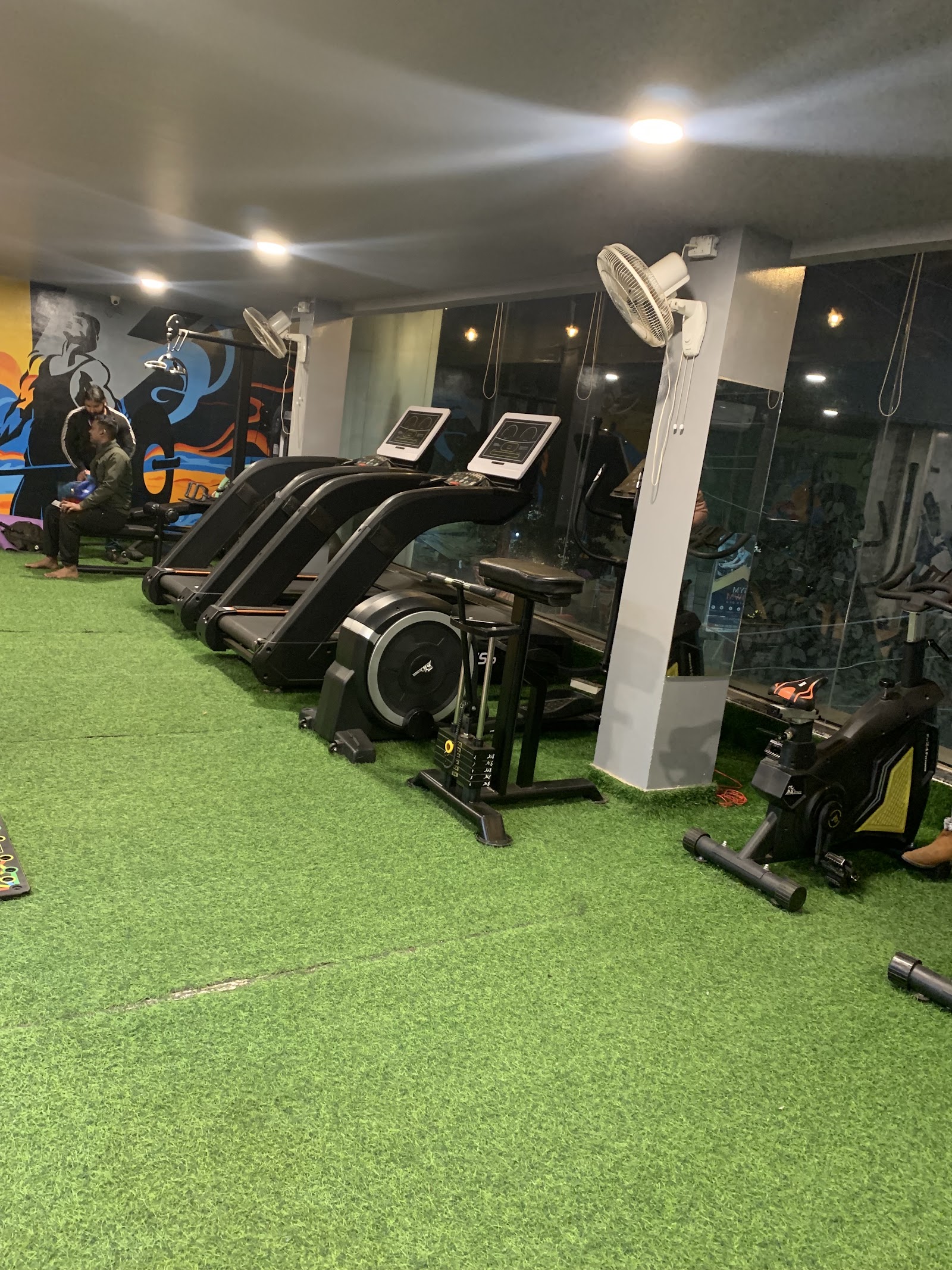 GYM TOWN — photo 2
