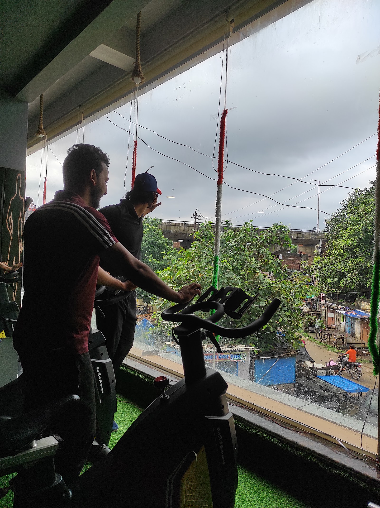 GYM TOWN — photo 4