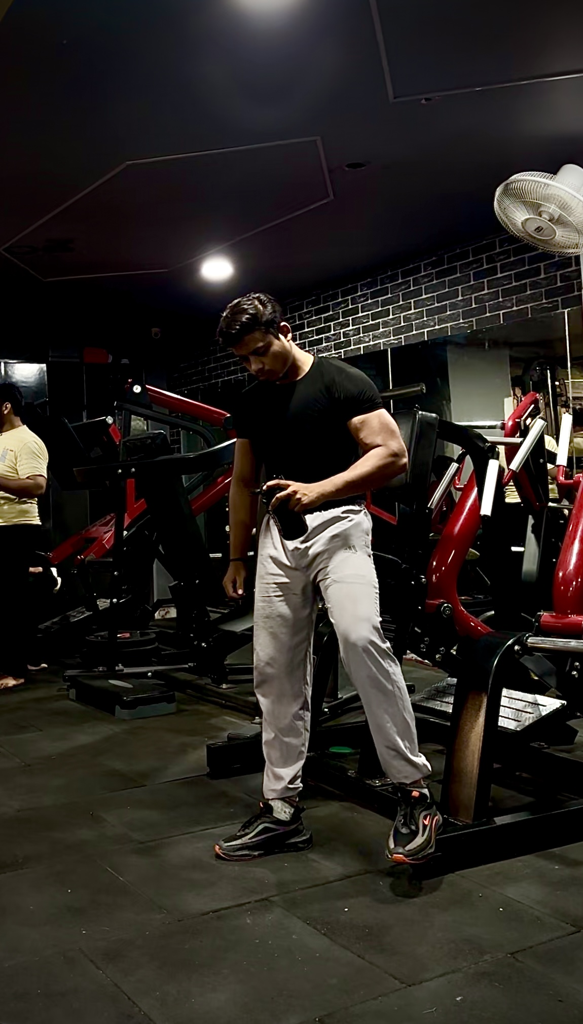 GYM TOWN — photo 5
