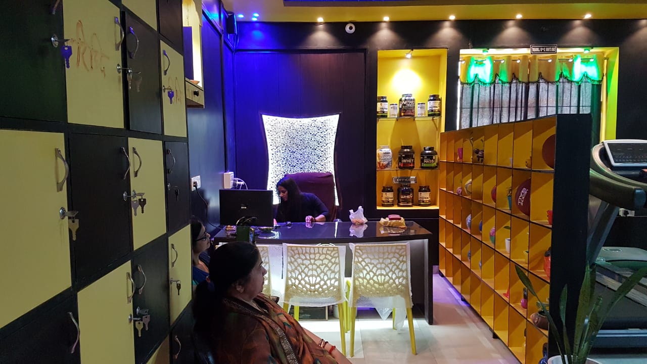 I Work Out Unisex Gym — photo 6