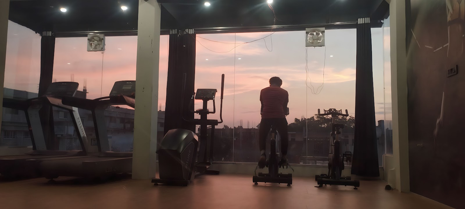 DLF GYM — photo 3