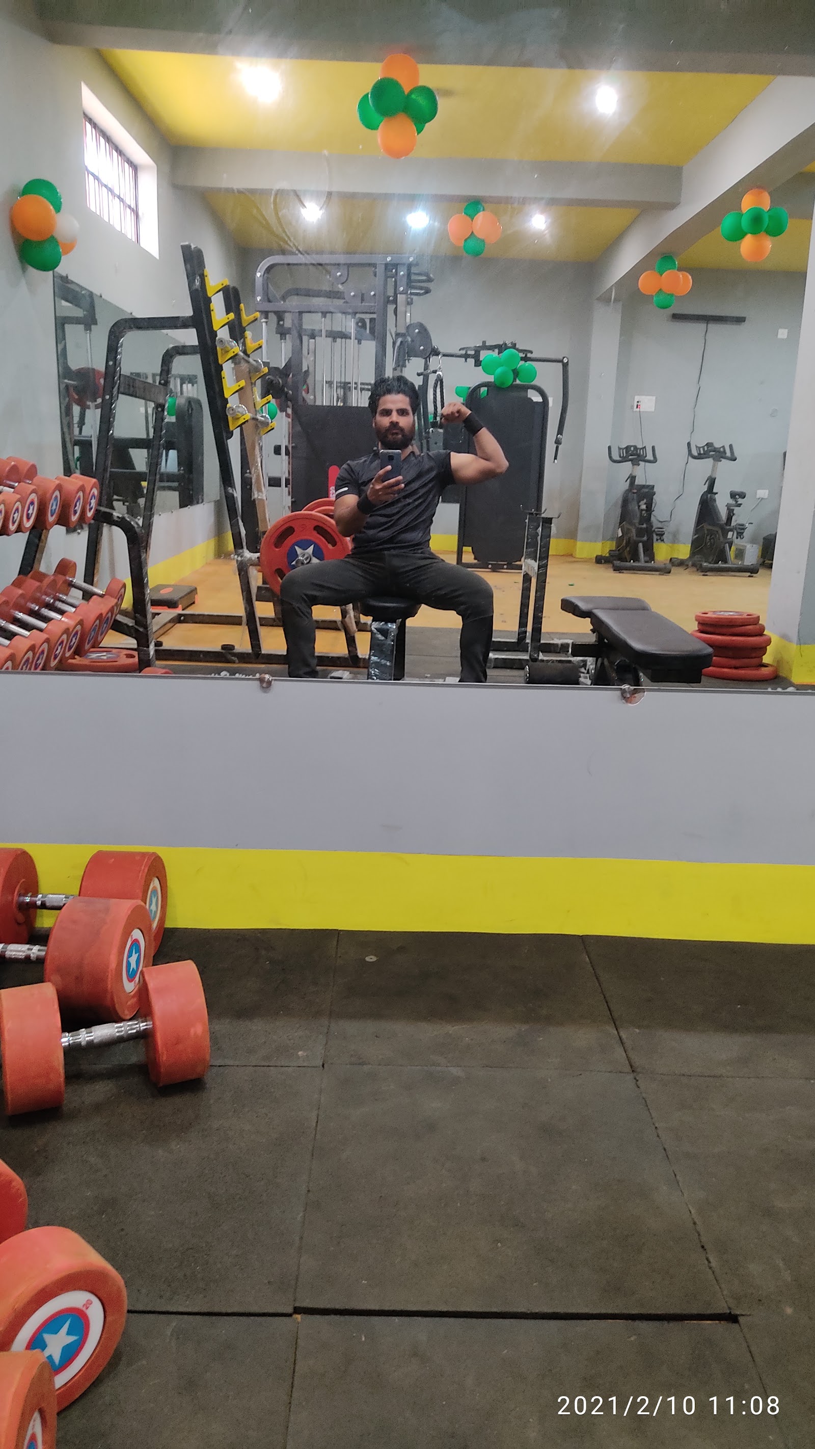 The workout zone unisex gym — photo 1